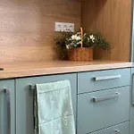 Topinambur アパート ミクロフ